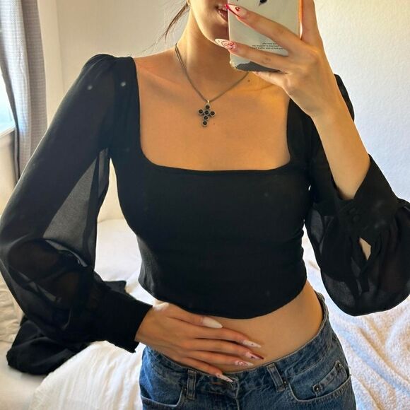 UO✨Lena Sheer Sleeve Square Neck Blouse Small - Picture 1 of 9